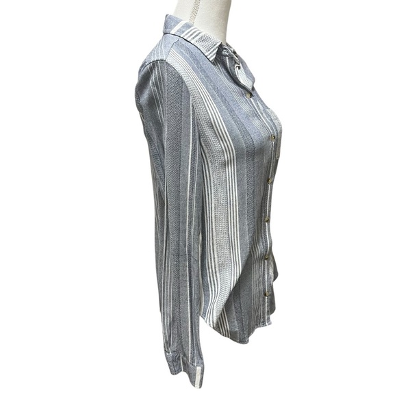 Maeve Anthropologie Women's XS Chatham Chambray Blue & White Button Front Shirt - Picture 6 of 16